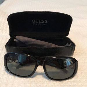 Guess Black Sunglasses